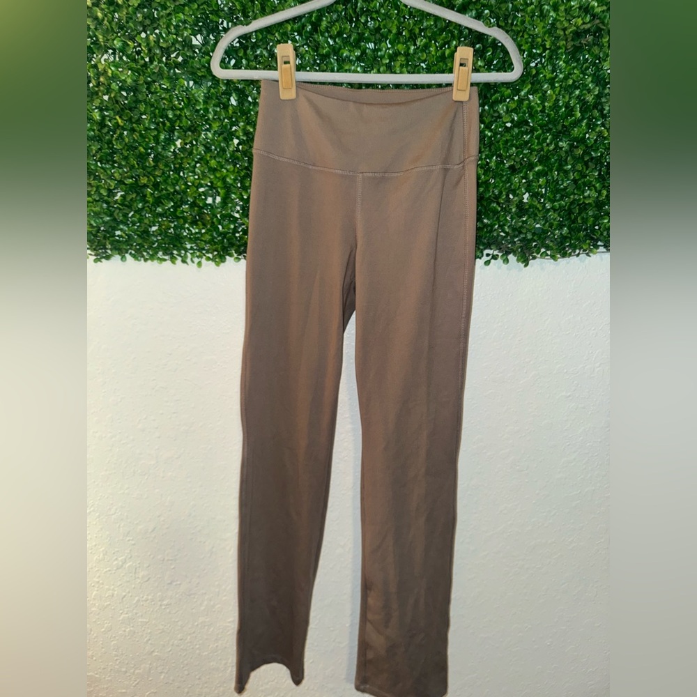 Danskin Taupe High-Waisted Leggings